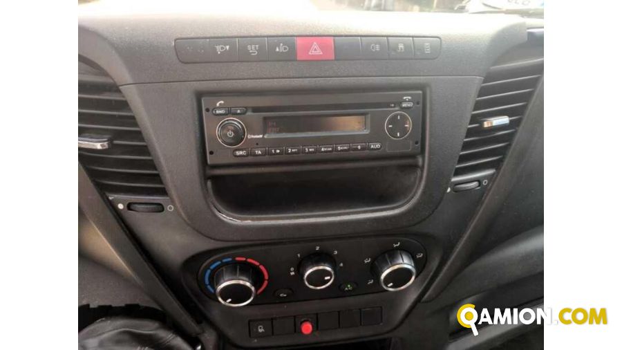 Iveco 35c13 furgone con sponda occasion - 470 103 km | Milano Industrial S.P.A. - Foto 10