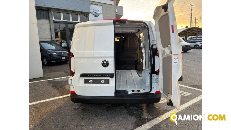 Volkswagen Transporter  Van 2.0 TDI L1 Transporter  Van 2.0 TDI L1 | Autocarro fino 7.5t Altro | TOSCANDIA SPA