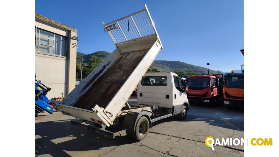 Iveco daily 35c12 used - 200,000 km - 2017 | PROCIDAMACCHINE S.R.L. - Foto 4