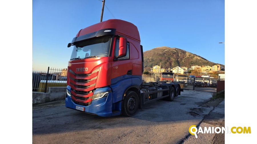 Iveco STRALIS CABINATO AS-260S48Y FS CM STRALIS CABINATO AS-260S48Y FS CM | PROCIDAMACCHINE S.R.L.