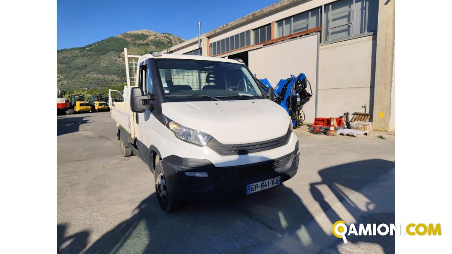 Iveco daily 35c12 used - 200,000 km - 2017 | PROCIDAMACCHINE S.R.L. - Foto 35