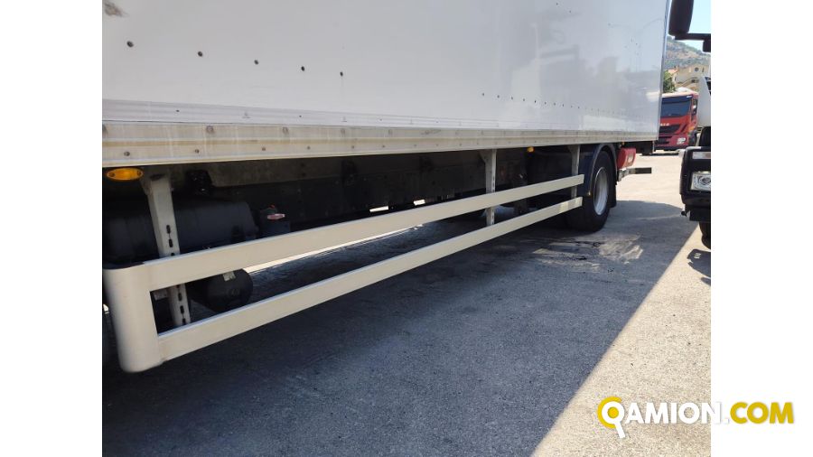 Iveco eurocargo 180e28 usato - 217.000 km - 2017 | PROCIDAMACCHINE S.R.L. - Foto 4