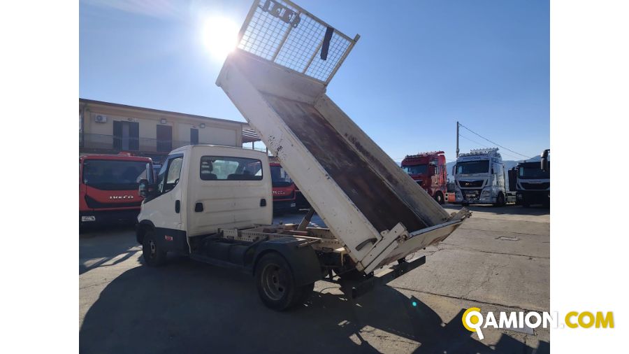 Iveco daily 35c12 used - 200,000 km - 2017 | PROCIDAMACCHINE S.R.L. - Foto 2