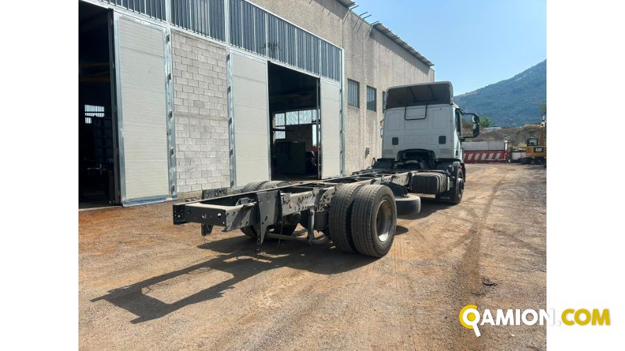 Iveco eurocargo 180e25 usato - 336.000 km - 2017 | PROCIDAMACCHINE S.R.L. - Foto 9