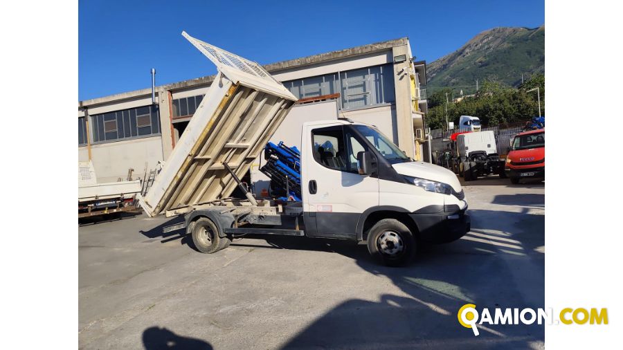 Iveco daily 35c12 used - 200,000 km - 2017 | PROCIDAMACCHINE S.R.L. - Foto 14