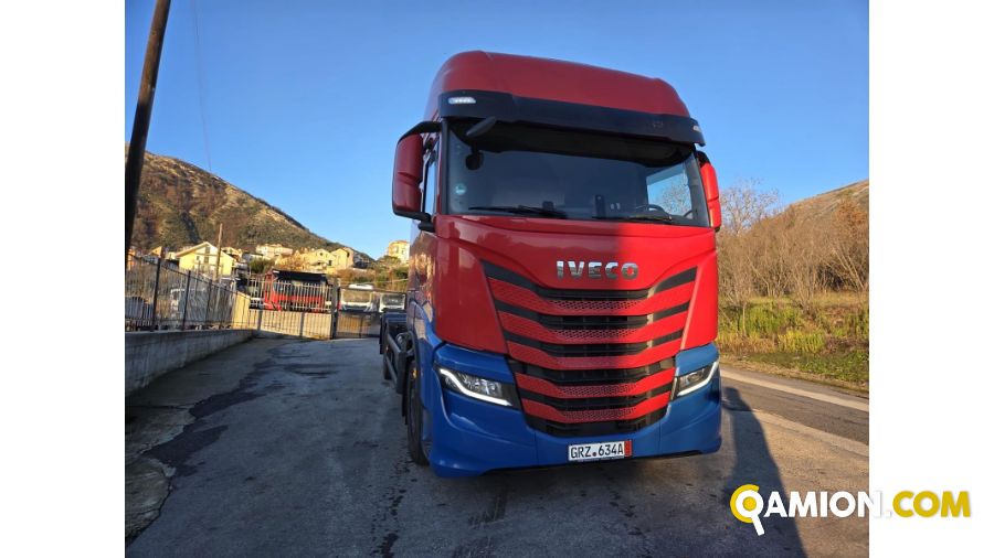 Iveco STRALIS CABINATO AS-260S48Y FS CM STRALIS CABINATO AS-260S48Y FS CM | PROCIDAMACCHINE S.R.L.