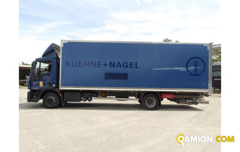 Iveco eurocargo 120e22 usato - 437.000 km - 2017 | PROCIDAMACCHINE S.R.L. - Foto 2