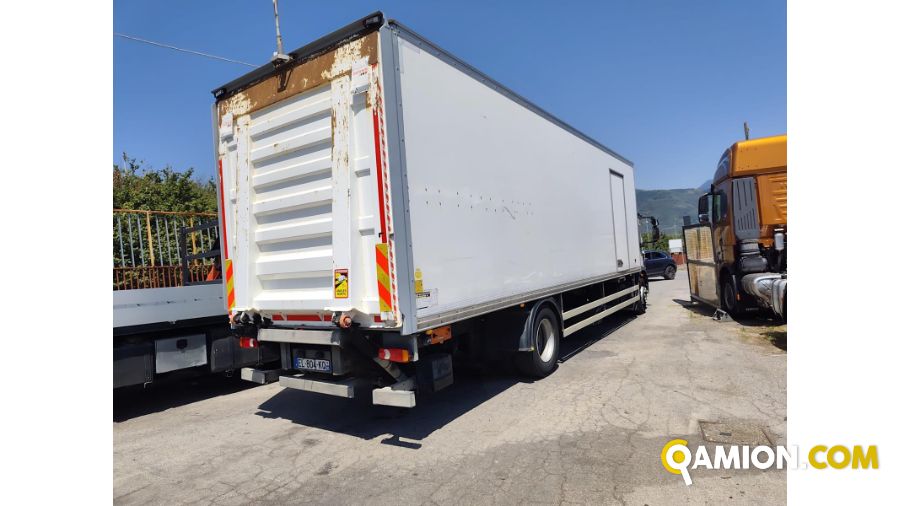 Iveco eurocargo 180e28 usato - 217.000 km - 2017 | PROCIDAMACCHINE S.R.L. - Foto 2