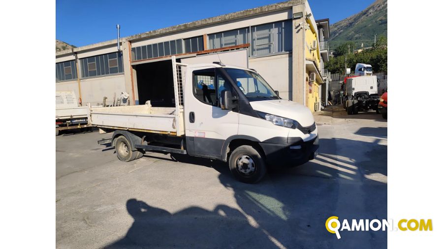 Iveco daily 35c12 used - 200,000 km - 2017 | PROCIDAMACCHINE S.R.L. - Foto 39