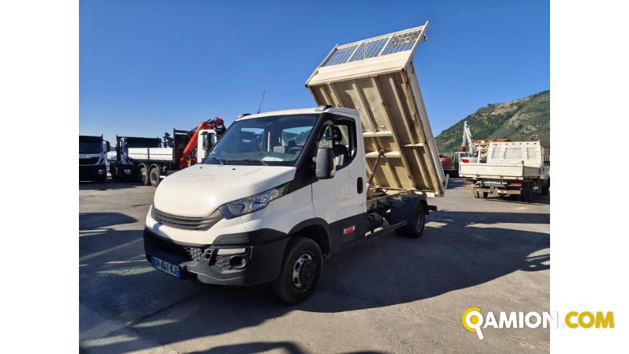 Iveco daily 35c12 used - 200,000 km - 2017 | PROCIDAMACCHINE S.R.L. - Foto 13
