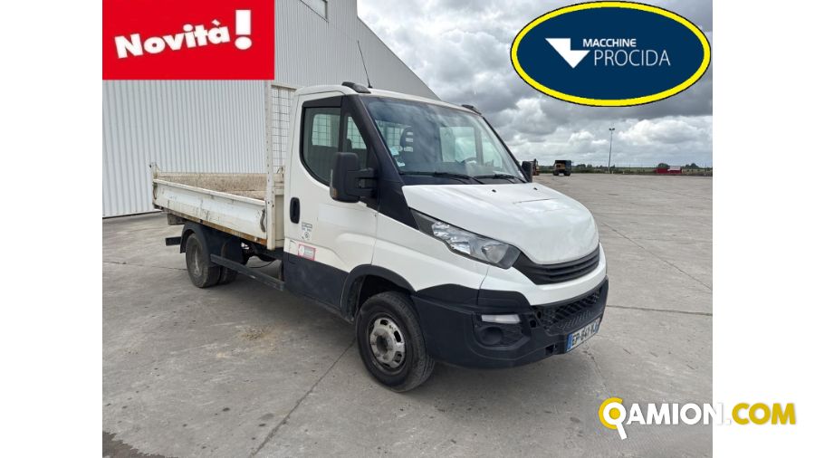 Iveco daily 35c12 usato - 200.000 km - 2017 - cabinato | PROCIDAMACCHINE S.R.L. - Foto 1