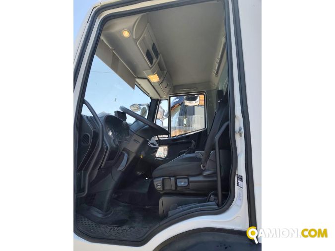 Iveco eurocargo 180e28 usato - 217.000 km - 2017 | PROCIDAMACCHINE S.R.L. - Foto 10