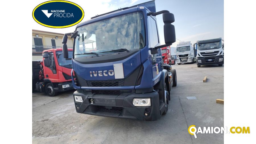 Iveco eurocargo 120e22 occasion - 407 000 km - 2017 | PROCIDAMACCHINE S.R.L. - Foto 1