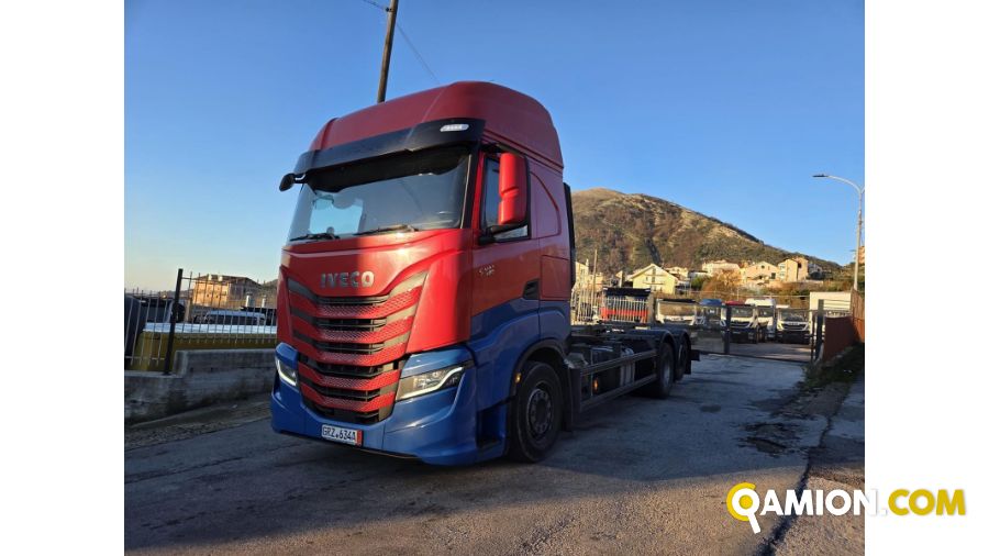 Iveco STRALIS CABINATO AS-260S48Y FS CM STRALIS CABINATO AS-260S48Y FS CM | PROCIDAMACCHINE S.R.L.