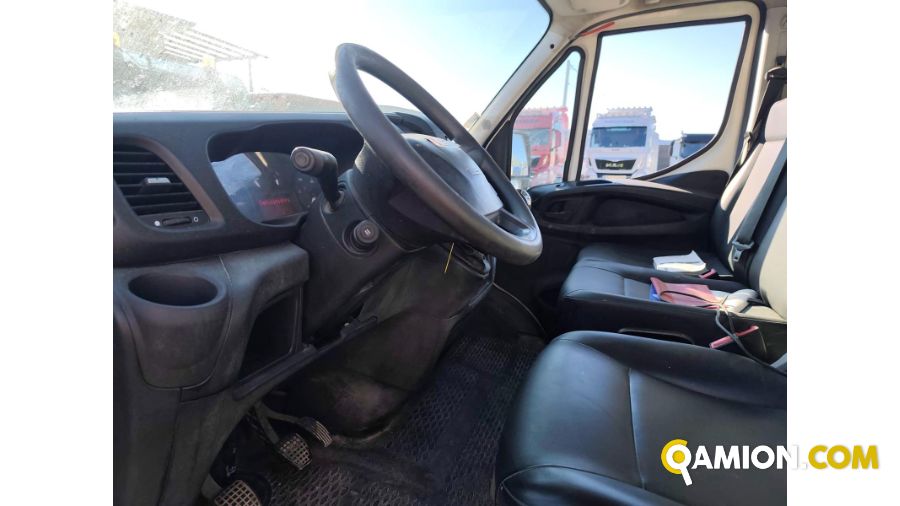 Iveco daily 35c12 used - 200,000 km - 2017 | PROCIDAMACCHINE S.R.L. - Foto 48