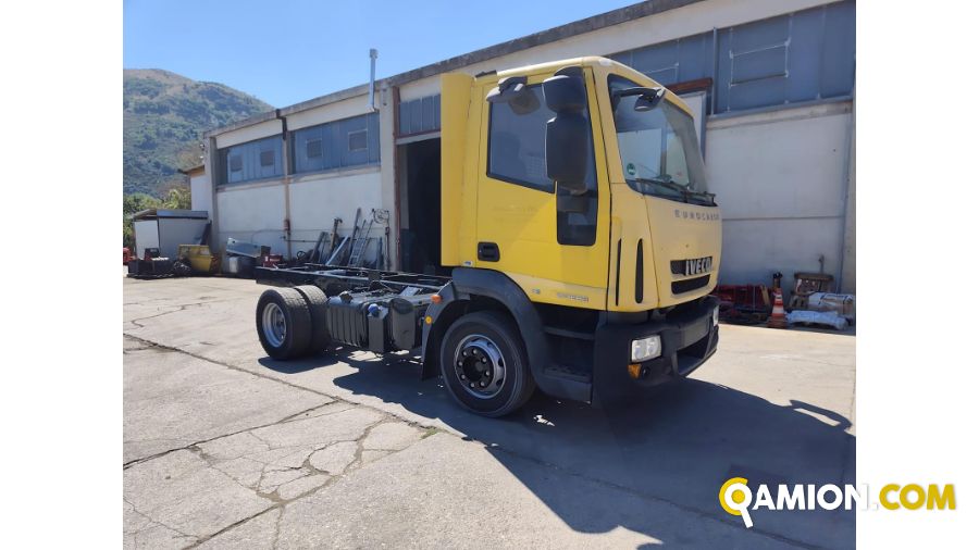 Iveco eurocargo 120e28 usato - 490.000 km - 2012 | PROCIDAMACCHINE S.R.L. - Foto 24
