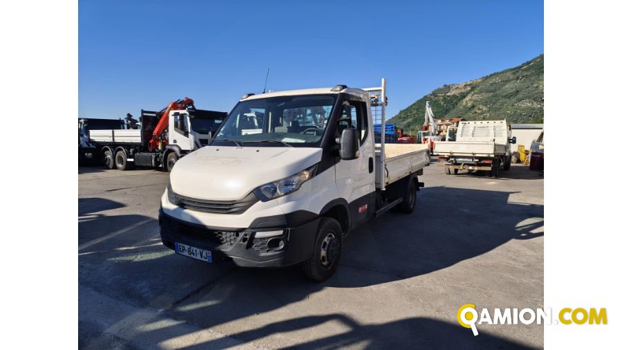 Iveco daily 35c12 used - 200,000 km - 2017 | PROCIDAMACCHINE S.R.L. - Foto 36