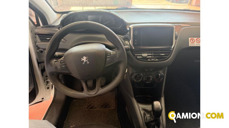 Peugeot 208 208 | MT AUTOCARRI SRL