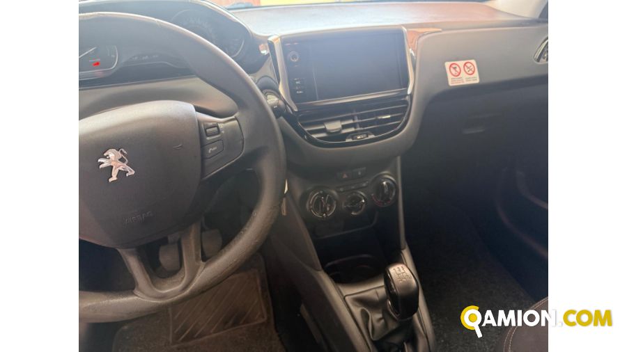 Peugeot 208 208 | MT AUTOCARRI SRL