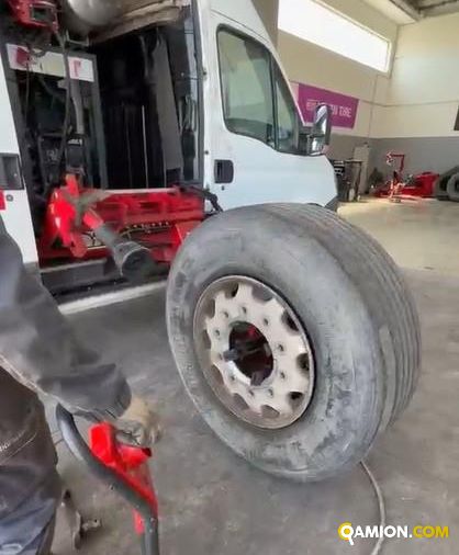 Iveco DAILY DAILY | GLOBAL PNEUS & SERVICE