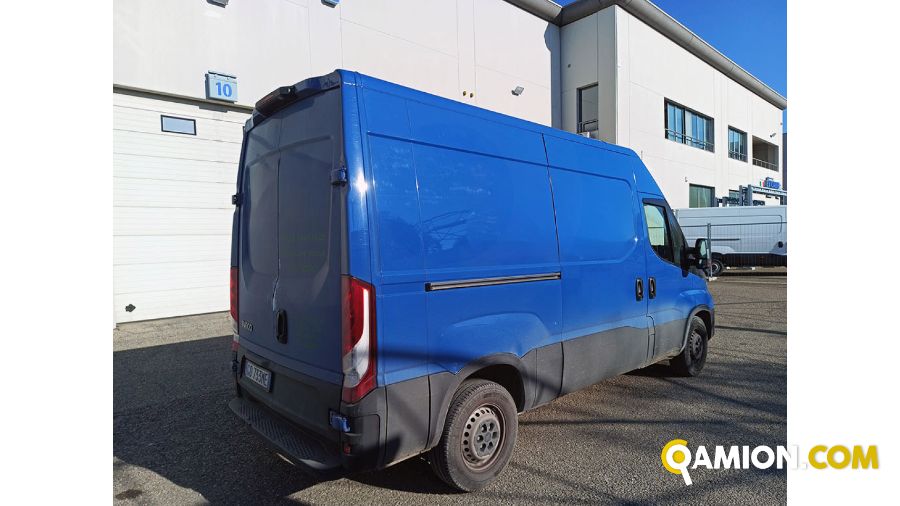 Iveco daily 35s16v occasion - 187 140 km - 2021 | EVICARRI S.P.A. - Foto 2