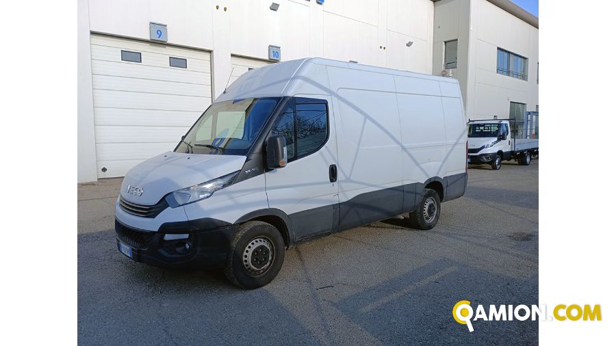 Iveco daily 35s14 automatico usato - 201.000 km - 2018 | EVICARRI S.P.A. - Foto 1