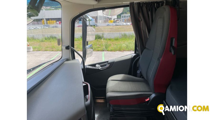 Volvo FH 460 6x2 LNG ALLESTIMENTO FRIGO + BIGA 2 ASSI FH 460 6x2 LNG ALLESTIMENTO FRIGO + BIGA 2 ASSI | SCANIA USED TRUCK CENTER ITALY