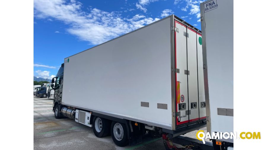 Volvo FH 460 6x2 LNG ALLESTIMENTO FRIGO + BIGA 2 ASSI FH 460 6x2 LNG ALLESTIMENTO FRIGO + BIGA 2 ASSI | SCANIA USED TRUCK CENTER ITALY