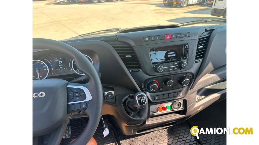 Iveco daily usato - 1 km - Barletta-Andria-Trani - 2024 - Foto 14