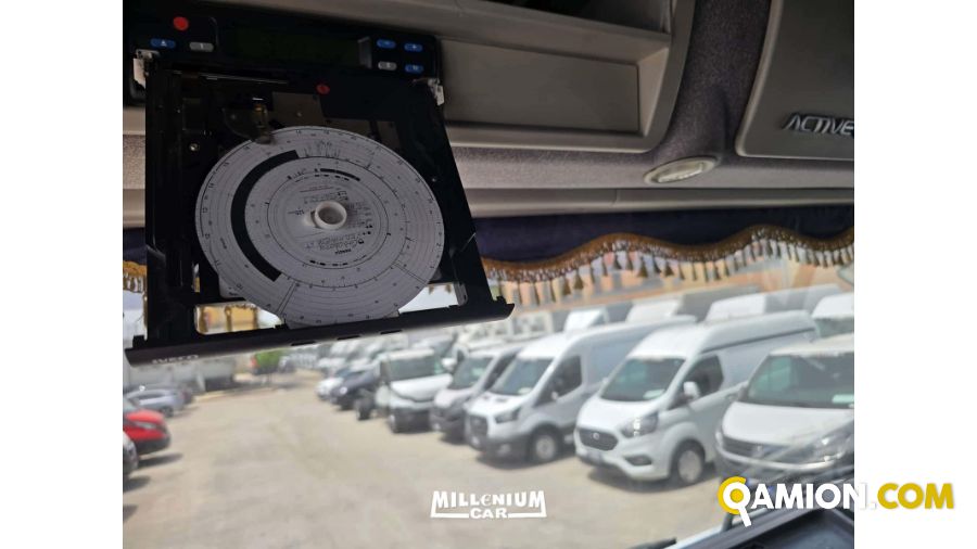 Iveco stralis 400 usato - 1.300.000 km - Napoli - 2003 | Millenium Car - Foto 12