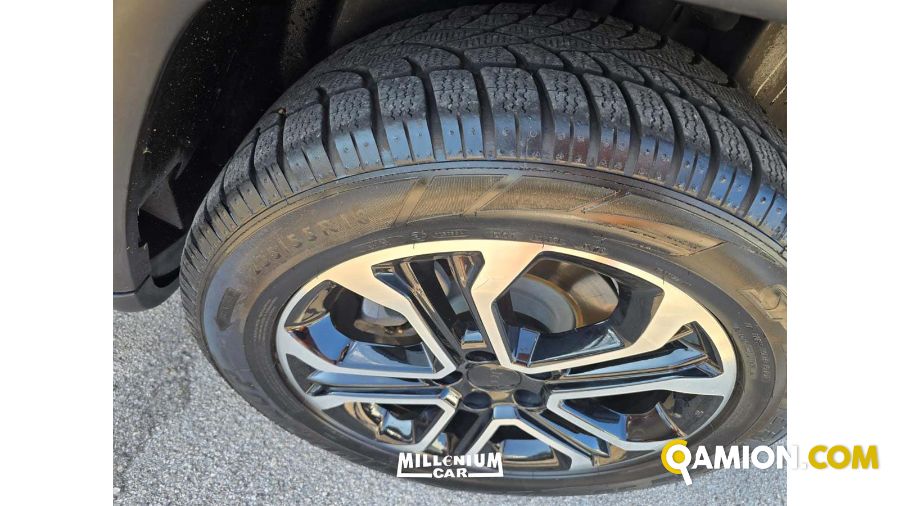 Jeep compass used - 47,000 km - Napoli - 2021 - car | Millenium Car - Foto 17