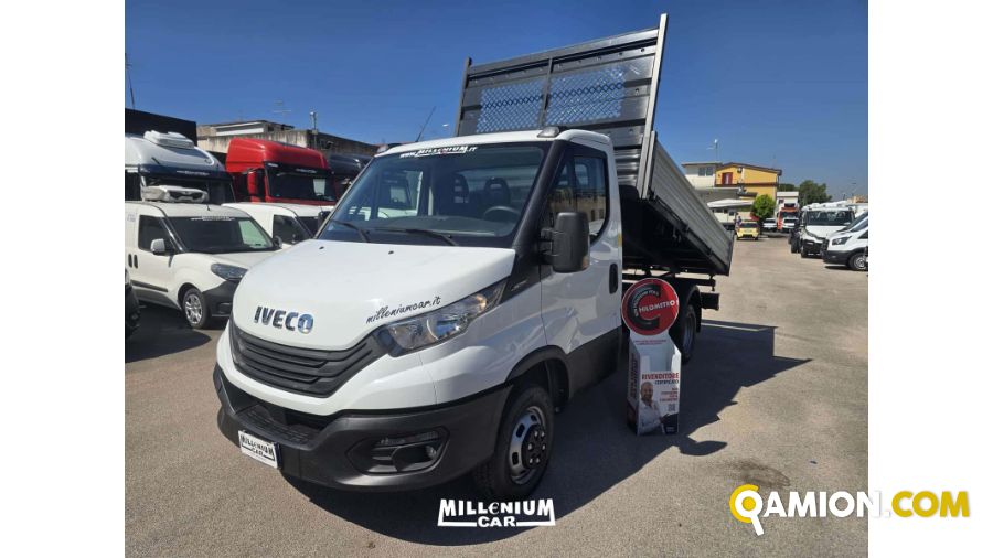 Iveco 35C14 - CASSONE RIBALTABILE TRILATERALE 35C14 - CASSONE RIBALTABILE TRILATERALE | Millenium Car
