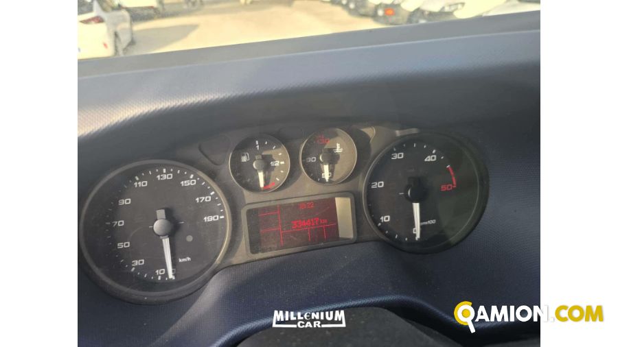 Iveco daily 72c18 used - 330,000 km - Napoli - 2018 | Millenium Car - Foto 9