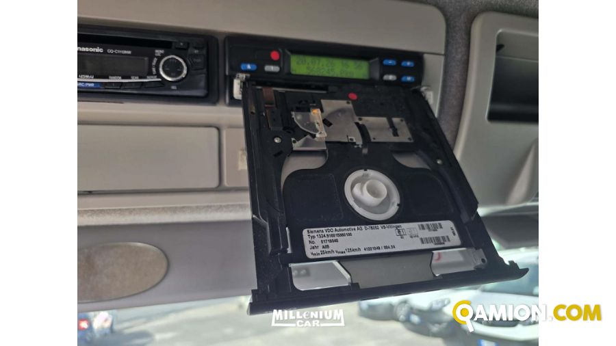 Iveco eurocargo ml75e17 usato - 560.000 km - Napoli | Millenium Car - Foto 10