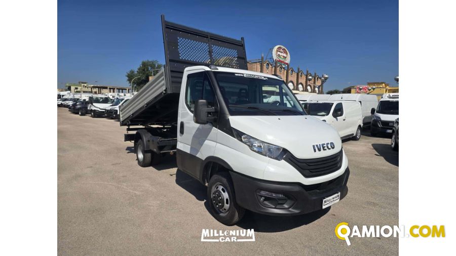 Iveco 35C14 - CASSONE RIBALTABILE TRILATERALE 35C14 - CASSONE RIBALTABILE TRILATERALE | Millenium Car
