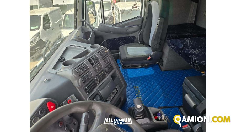 Iveco stralis 400 usato - 1.300.000 km - Napoli - 2003 | Millenium Car - Foto 10