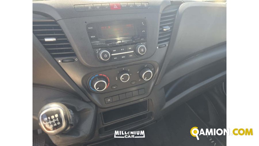 Iveco 35C14 - CASSONE RIBALTABILE TRILATERALE 35C14 - CASSONE RIBALTABILE TRILATERALE | Millenium Car