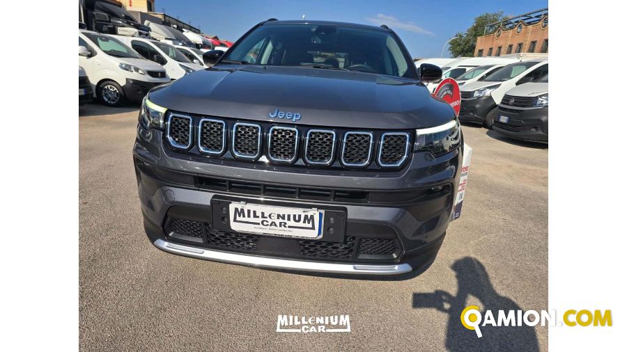 Jeep compass used - 47,000 km - Napoli - 2021 - car | Millenium Car - Foto 2