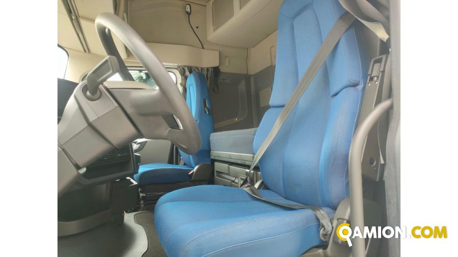 VOLVO TRUCKS FH12 18 T FH12 18 T | AUTO INDUSTRIALE BERGAMASCA SPA