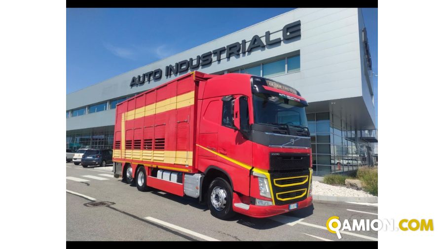 VOLVO TRUCKS fh13 26 e6 usato - 648.291 km - Dalmine | AUTO INDUSTRIALE BERGAMASCA SPA - Foto 1