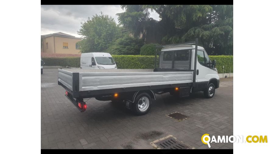Iveco Daily V 35.16 2019 IVECO DAILY 35C16 3.0 CC CASSONE FISSO Altro | AUTO INDUSTRIALE BERGAMASCA SPA