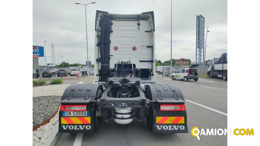 VOLVO TRUCKS FH12 18 T FH12 18 T | AUTO INDUSTRIALE BERGAMASCA SPA