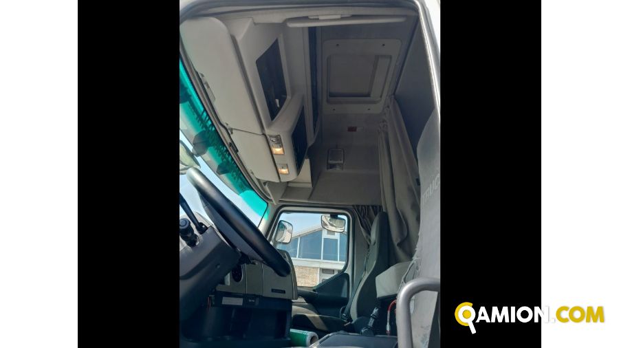 RENAULT V.I. Vers. RENAULT V.I. | Trattore Trattore | INDUSTRIAL CARS S.P.A