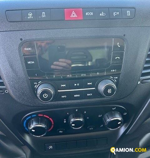 Iveco Mod. IVECO Vers. IVECO | Leggero Furgone <= 35 q.li Furgonato | INDUSTRIAL CARS S.P.A