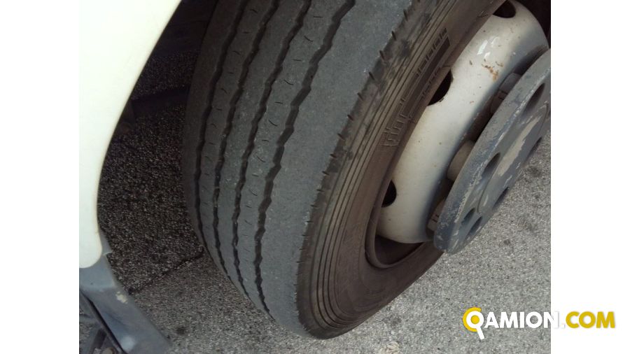 RENAULT V.I. Vers. RENAULT V.I. | Leggero Cabinato > 35 q.li Isotermico con gruppo frigo e sponda | INDUSTRIAL CARS S.P.A