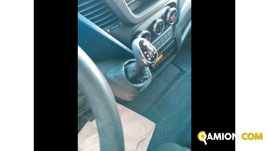 Iveco Mod. IVECO Vers. IVECO | Leggero Cabinato > 35 q.li Furgonato con sponda | INDUSTRIAL CARS S.P.A