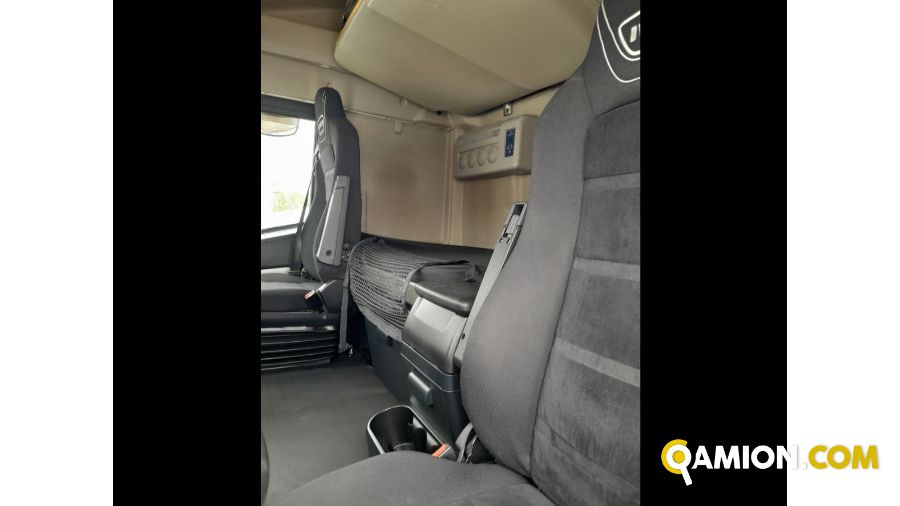 Iveco Mod. IVECO Vers. IVECO | Trattore Trattore | INDUSTRIAL CARS S.P.A