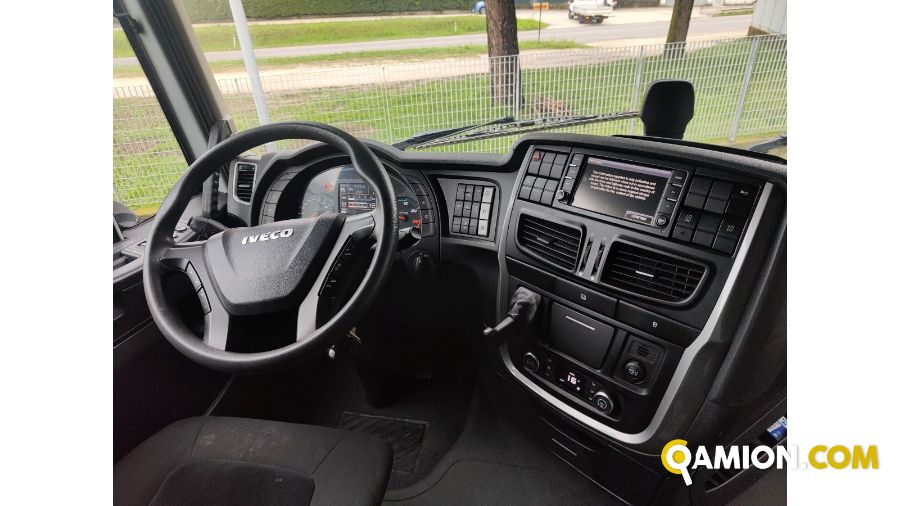 Iveco Mod. IVECO Vers. IVECO | Motrice Cassone fisso con centina | INDUSTRIAL CARS S.P.A