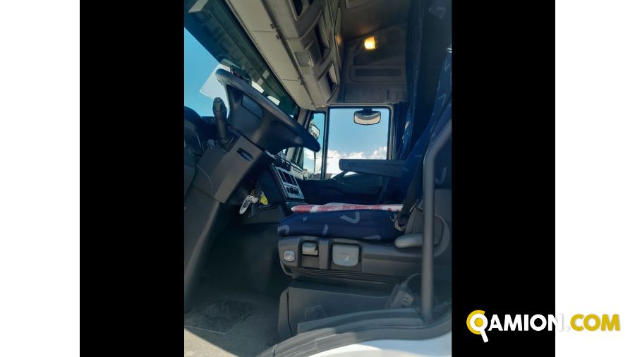 Iveco Mod. IVECO Vers. IVECO | Motrice Cassone fisso con centina | INDUSTRIAL CARS S.P.A