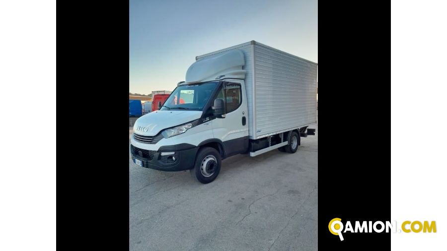 Iveco Mod. IVECO Vers. IVECO | Leggero Cabinato > 35 q.li Furgonato con sponda | INDUSTRIAL CARS S.P.A